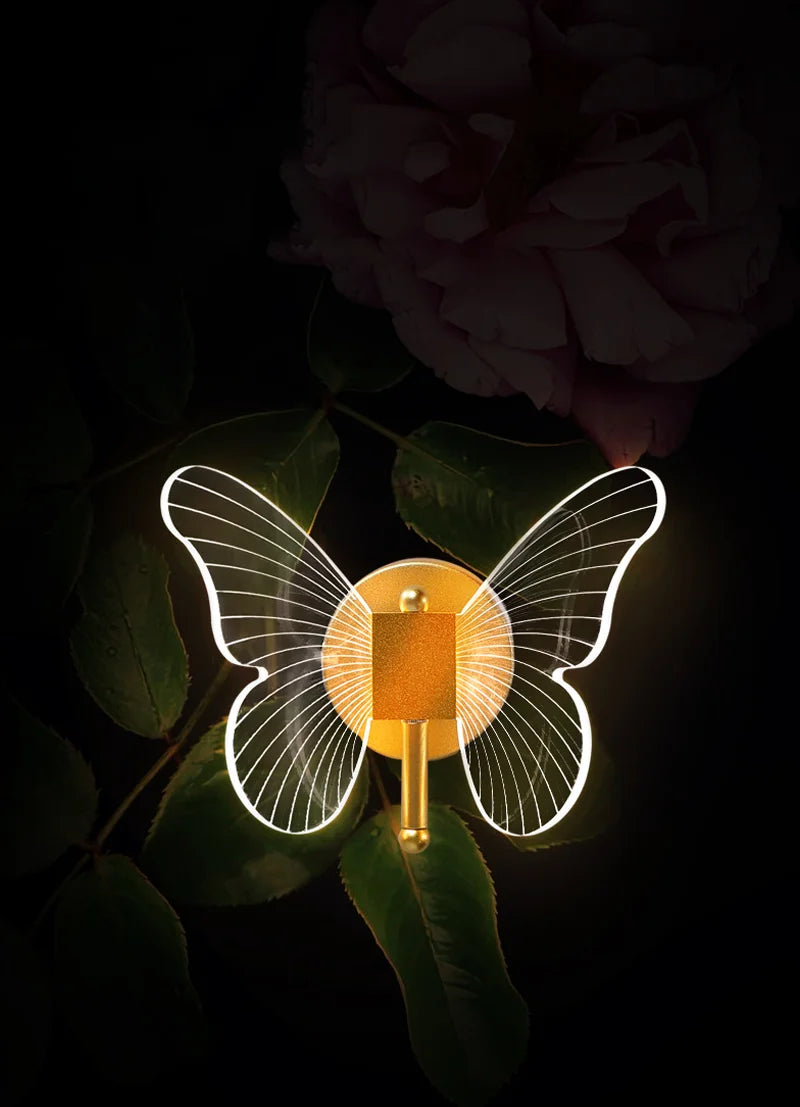 TwinkleFlutter Butterfly Hanging Light - RileyOutlet.com