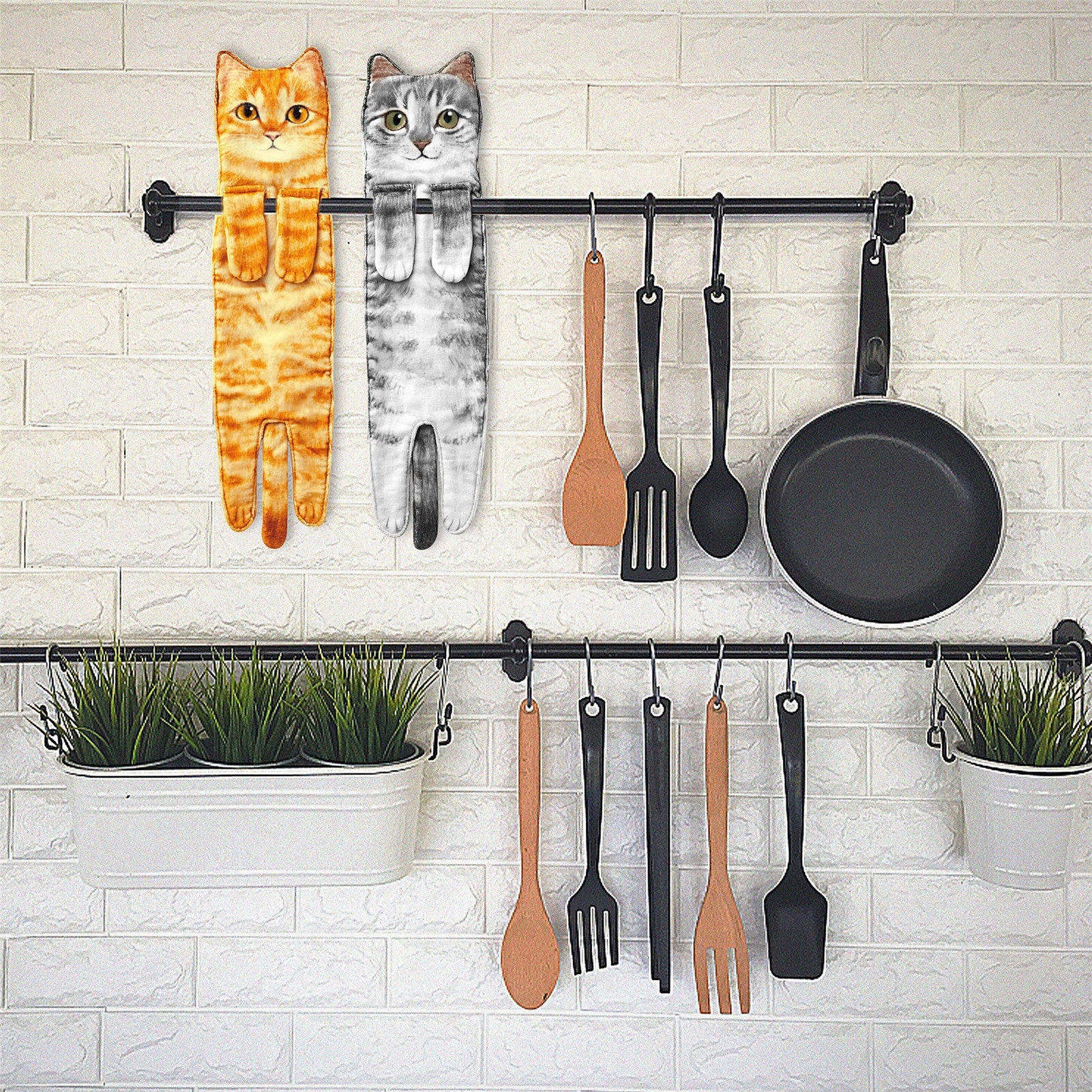 Purrfect Paws Towel - RileyOutlet.com