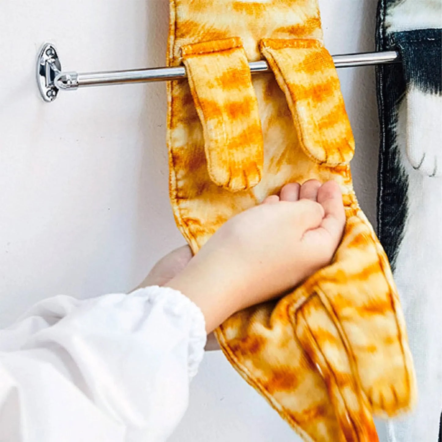 Purrfect Paws Towel - RileyOutlet.com